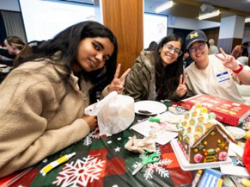 2025-12-05 Gingerbread Decorating 